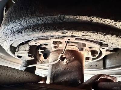 HUB PILOT Hub for a 2018 Freightliner M2 106