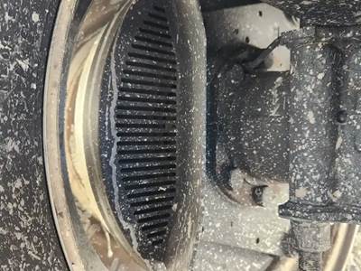 HUB PILOT Hub for a 2024 Isuzu NRR