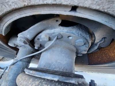 HUB PILOT Hub for a 2007 International 9200I