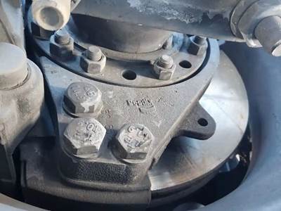 HUB PILOT Hub for a 2023 Kenworth T680