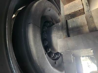 HUB PILOT Hub for a 2007 Pierce Dash