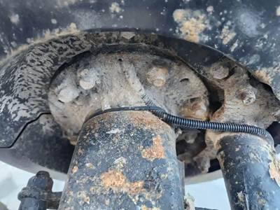 HUB PILOT Hub for a 2018 Kenworth T880