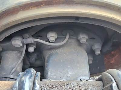 HUB PILOT Hub for a 2017 Volvo VNL