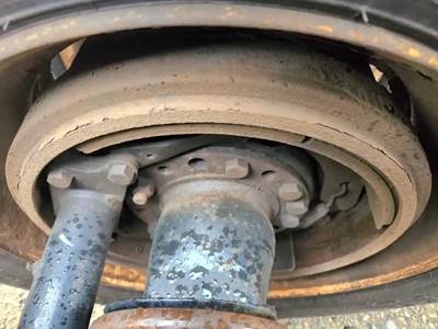 HUB PILOT Hub for a 2015 International PROSTAR