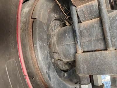 HUB PILOT Hub for a 2019 Freightliner M2 106