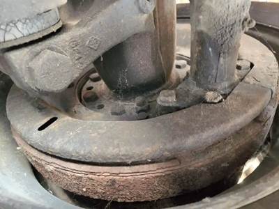 HUB PILOT Hub for a 2007 International 7500