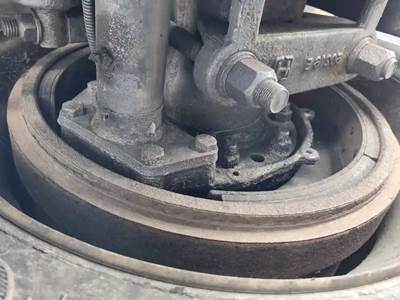 HUB PILOT Hub for a 2016 Kenworth K370