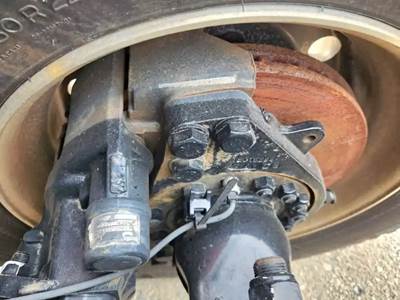 HUB PILOT Hub for a 2024 Kenworth T680