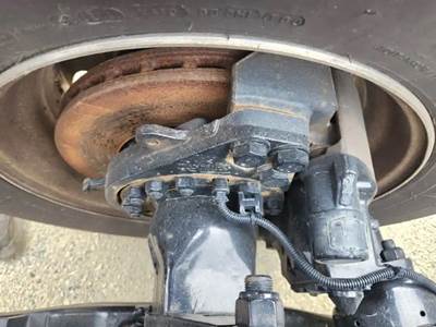 HUB PILOT Hub for a 2024 Kenworth T680