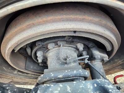 HUB PILOT Hub for a 2022 Freightliner Cascadia 126