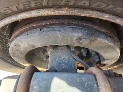 HUB PILOT Hub for a 2010 Kenworth T300