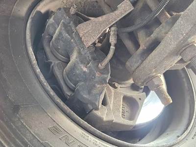 HUB PILOT Hub for a 2002 Isuzu FSR
