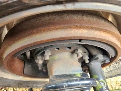 HUB PILOT Hub for a 2015 Freightliner Coronado 132 Glider