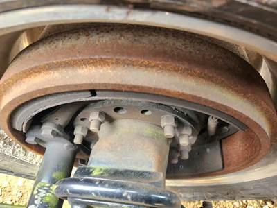HUB PILOT Hub for a 2015 Freightliner Coronado 132 Glider