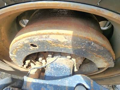 HUB PILOT Hub for a 2019 Peterbilt 389