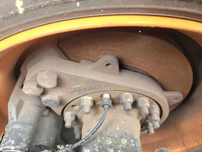 HUB PILOT Hub for a 2020 Volvo VNR64T