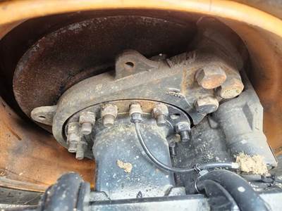 HUB PILOT Hub for a 2019 Volvo VNR64T