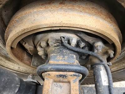 HUB PILOT Hub for a 2020 Freightliner Coronado 132 Glider