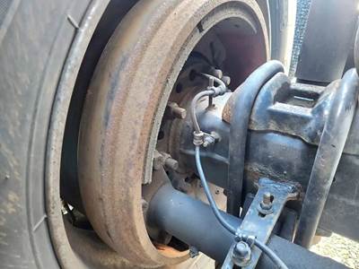 HUB PILOT Hub for a 2019 Freightliner M2 106