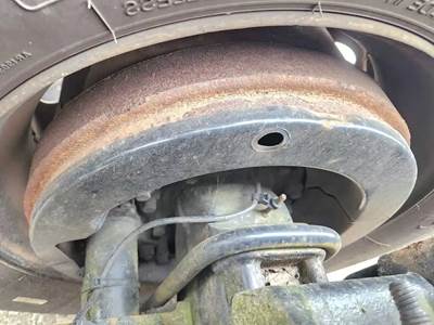 HUB PILOT Hub for a 2014 Freightliner Cascadia 125