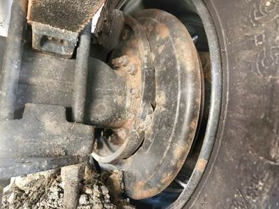 HUB PILOT Hub for a 2022 Chevrolet Silverado 6500HD