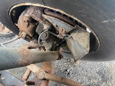 Stud Pilot / Budd Front Hub for a 2003 Isuzu NPR-HD