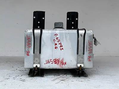 Freightliner 114SD Hydraulic Tank