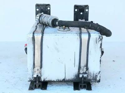 Freightliner 114SD Hydraulic Tank