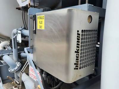 Freightliner M2 106 Hydraulic Tank