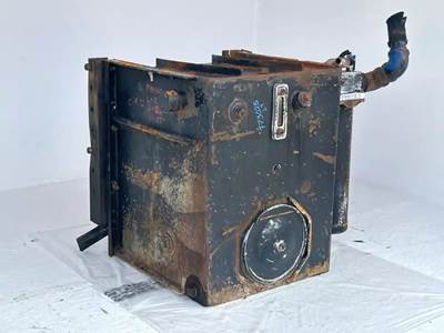 Peterbilt 320 Hydraulic Tank