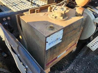 Sterling A9500 Hydraulic Tank