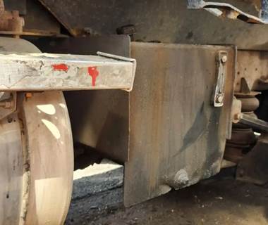 Western Star 4900FA Hydraulic Tank for a 2003 Western Star 4900 FA