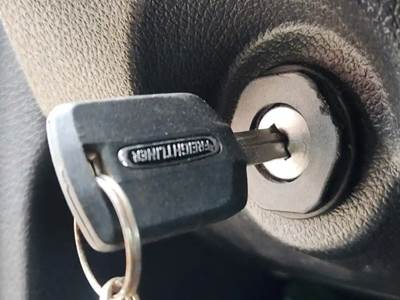 Freightliner Cascadia 126 Ignition Switch