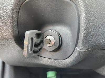 Freightliner M2 106 Ignition Switch