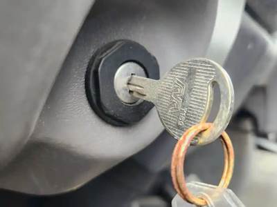 Freightliner M2 106 Ignition Switch
