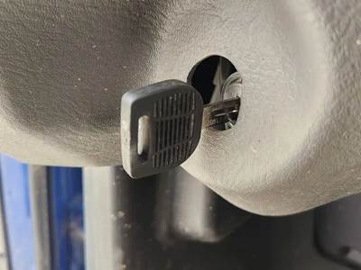 Freightliner M2 106 Ignition Switch