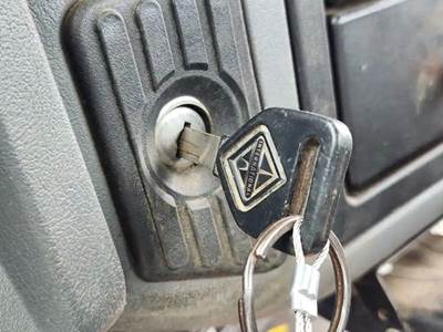 International 7500 Ignition Switch