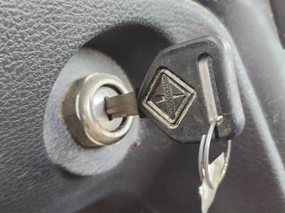 International HX520 Ignition Switch