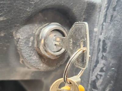 International MV607 Ignition Switch