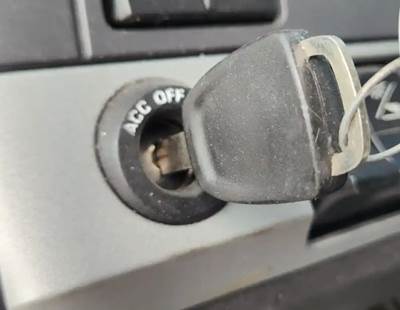 Kenworth T680 Ignition Switch