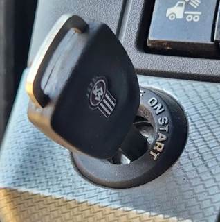 Kenworth T880 Ignition Switch