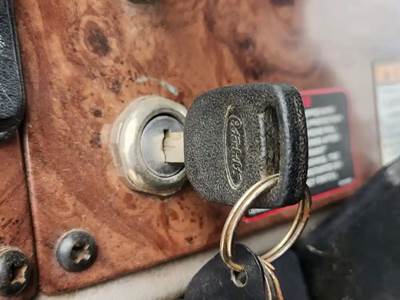 Peterbilt 330 Ignition Switch