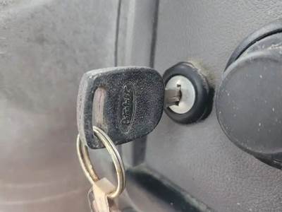 Peterbilt 348 Ignition Switch