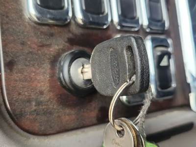 Peterbilt 389 Ignition Switch