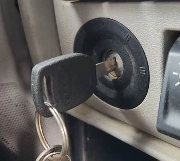 Peterbilt 567 Ignition Switch