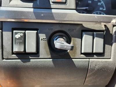 Volvo VNR64T Ignition Switch