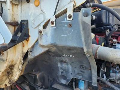 Ford F-750 Inner Fender