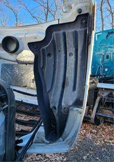 Freightliner Cascadia 126 Inner Fender