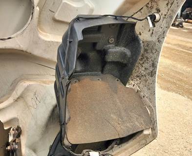 Freightliner M2 106 Inner Fender