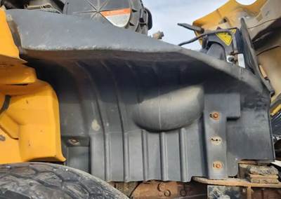 International 4400 Inner Fender